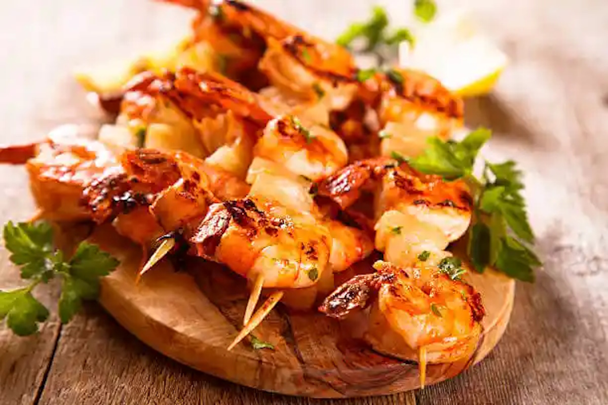 Combinación de platos clásicos y modernos de cocina mediterránea en Tarragona
